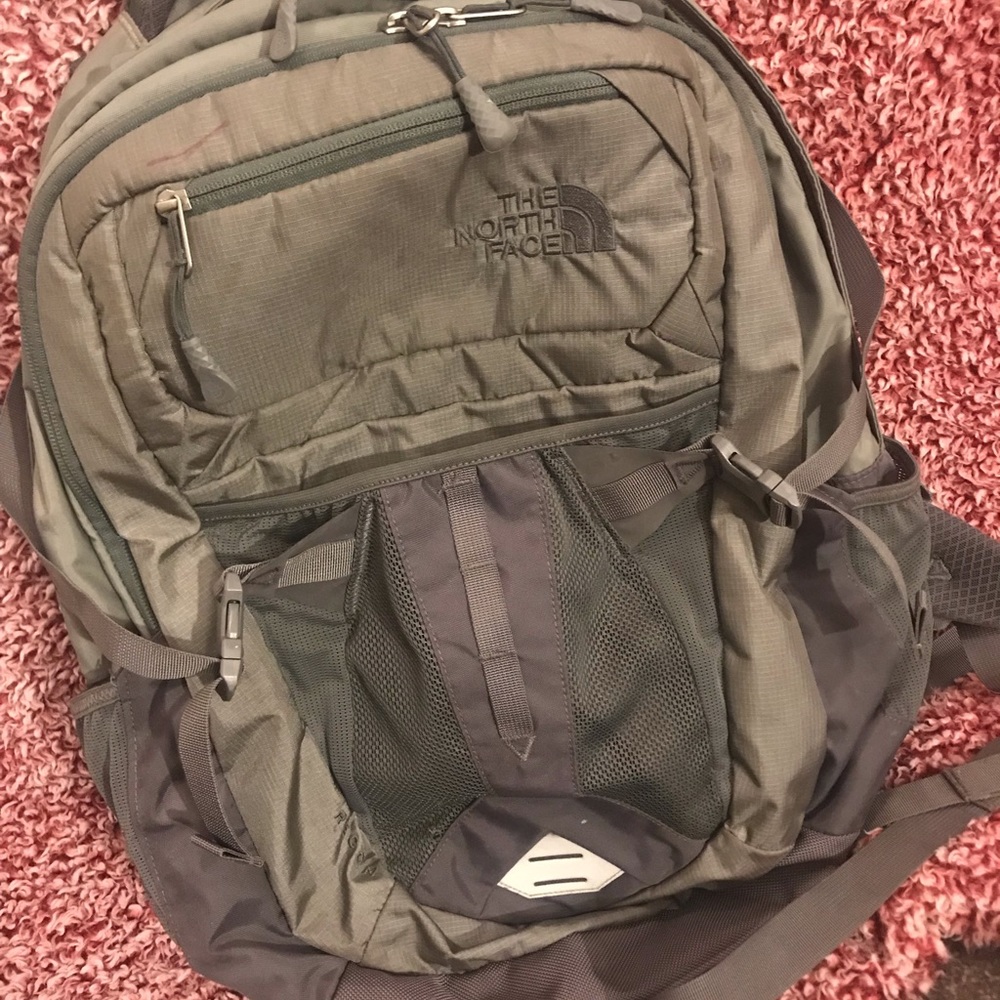 Grey North Face Backpack Gem